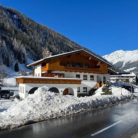 Apart Dorfbaeck Kaunertal Luaran gambar
